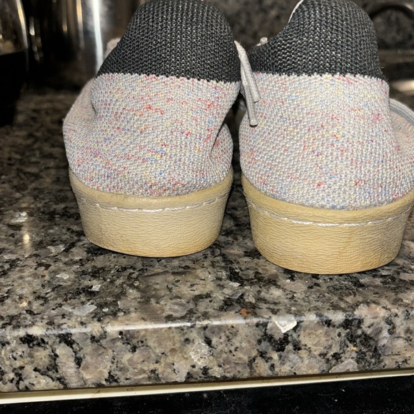 Men’s primeknit boost Adidas sneakers - Picture 4 of 11